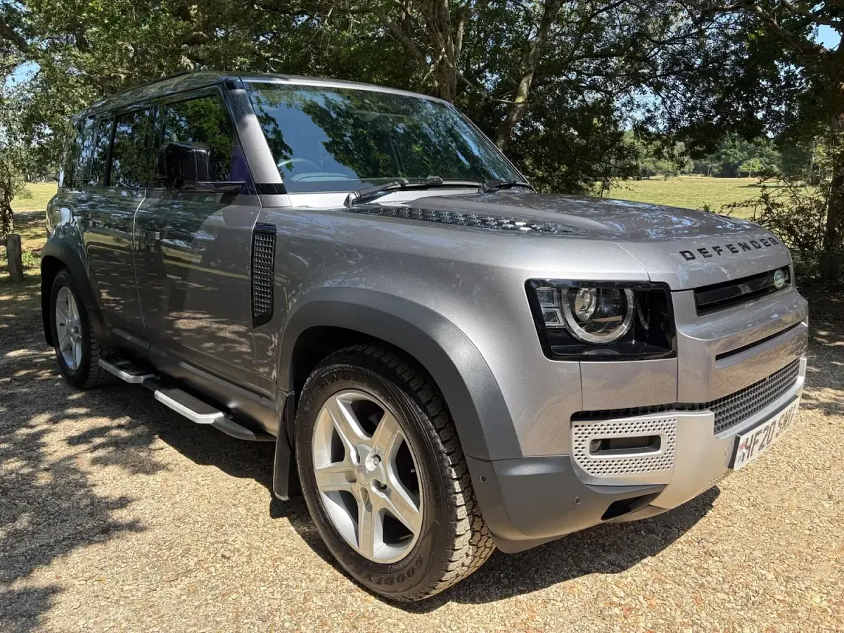 Used Land Rover Defender SE 2020 Grey SUV