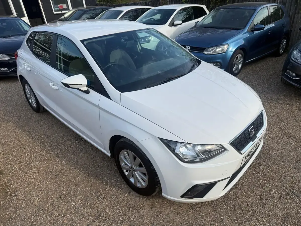 Used Seat Ibiza SE Technology 75 HP (55 kW) 2018 White Hatchback
