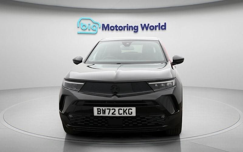 Second-hand Vauxhall Mokka GS Line 131 CP (96 kW) 2022 Negru SUV