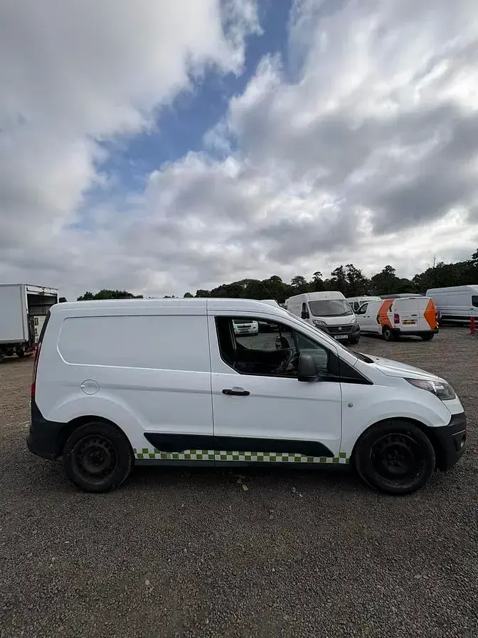 Used Ford Transit 75 HP (55 kW) 2017 White Van