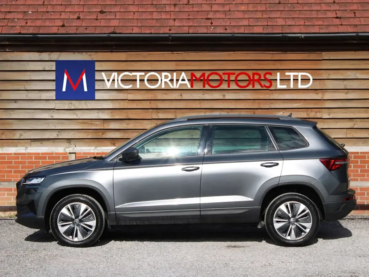 Used Skoda Karoq SE Drive 150 HP (110 kW) 2023 Grey SUV