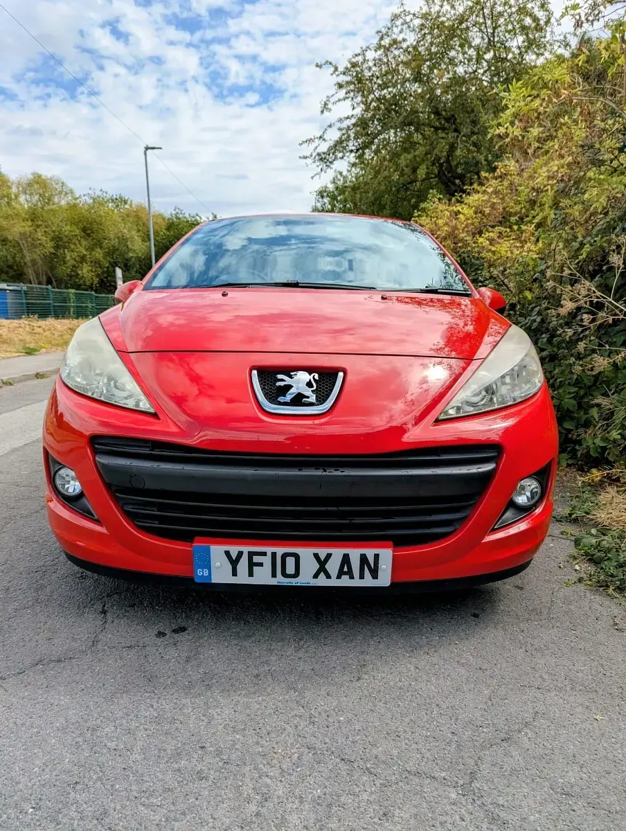 Used Peugeot 207 2010 Red Hatchback
