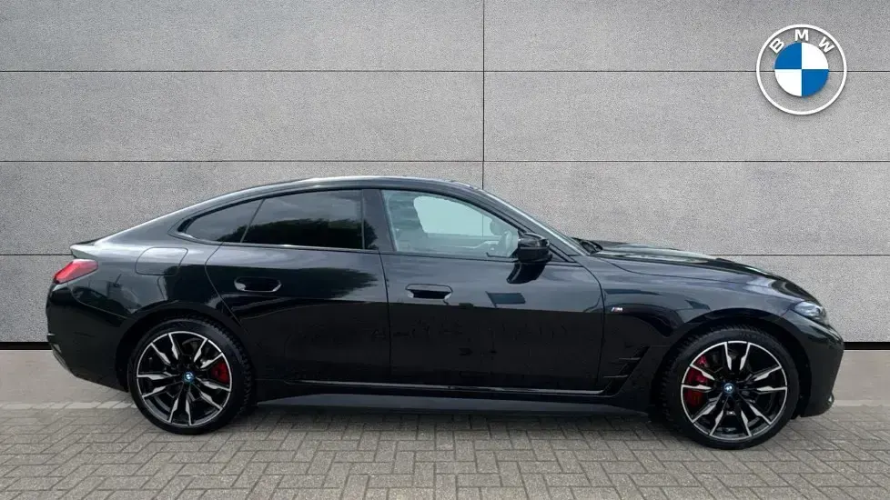 Used BMW i4 Comfort Edition 400 kW (544 HP) 2022 Black Sedan