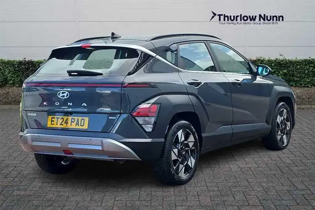 Used Hyundai Kona Advanced 141 HP (103 kW) 2024 Grey SUV