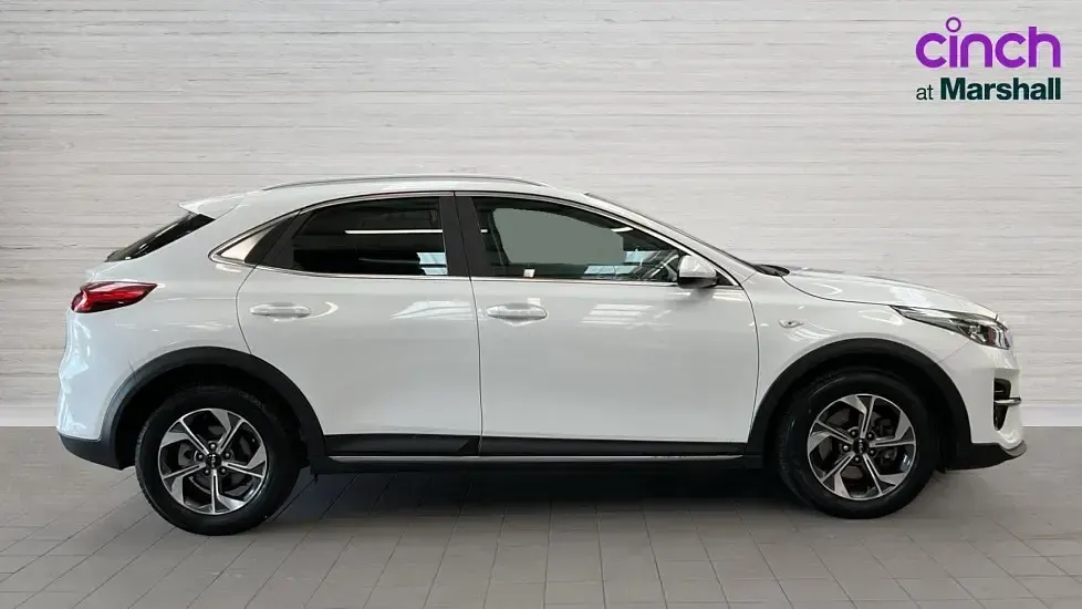Used Kia XCeed 118 HP (86 kW) 2022 White SUV