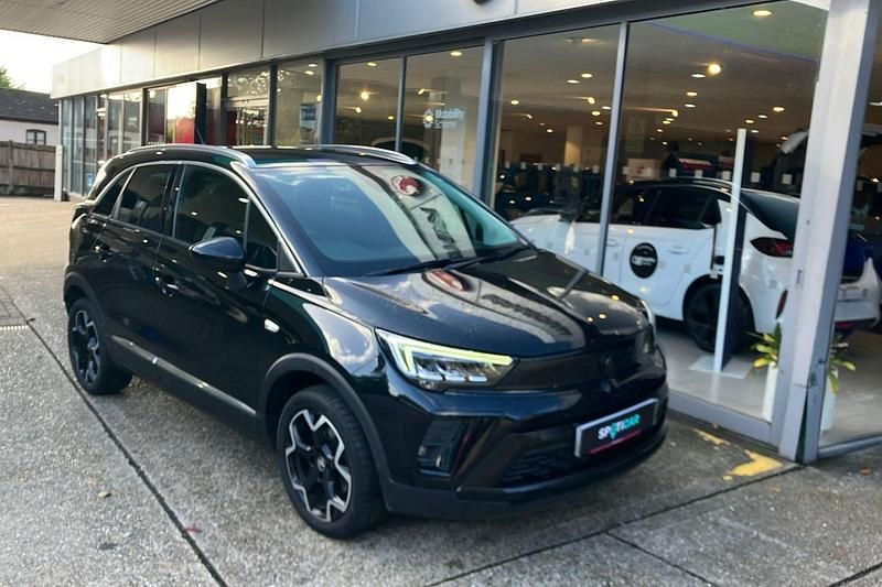 Diamond black Used 2022 Vauxhall Crossland Ultimate SUV | £13,995 (Fair price) - Image 1/3