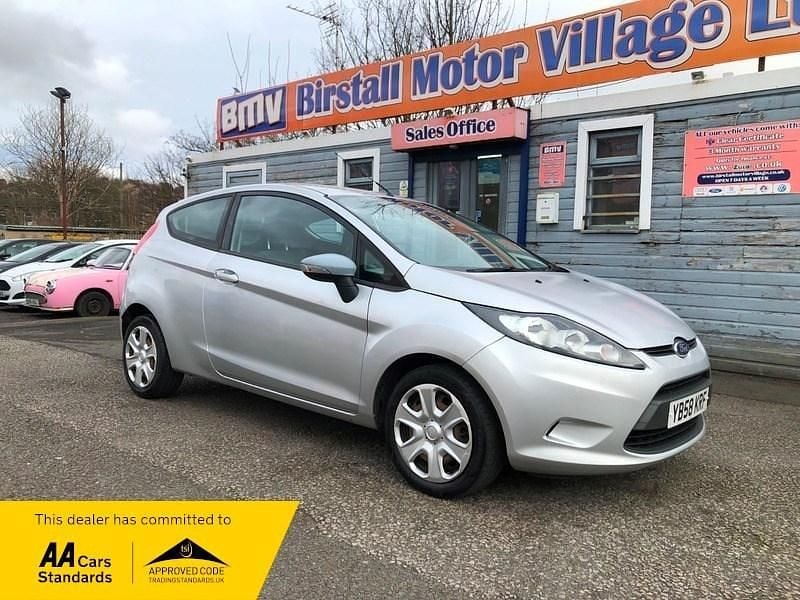 Used Ford Fiesta Style 82 HP (60 kW) 2009 Silver Hatchback