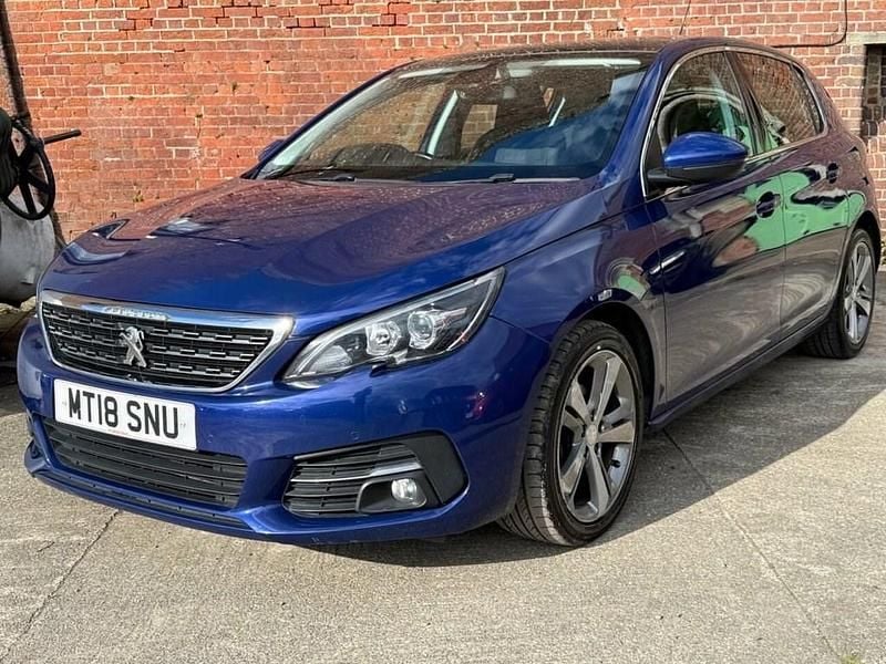 Used Peugeot 308 Allure 130 HP (95 kW) 2018 Blue Hatchback