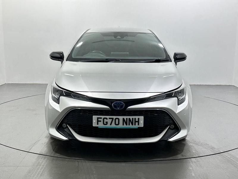 Used Toyota Corolla Design 184 HP (135 kW) 2020 Silver Hatchback