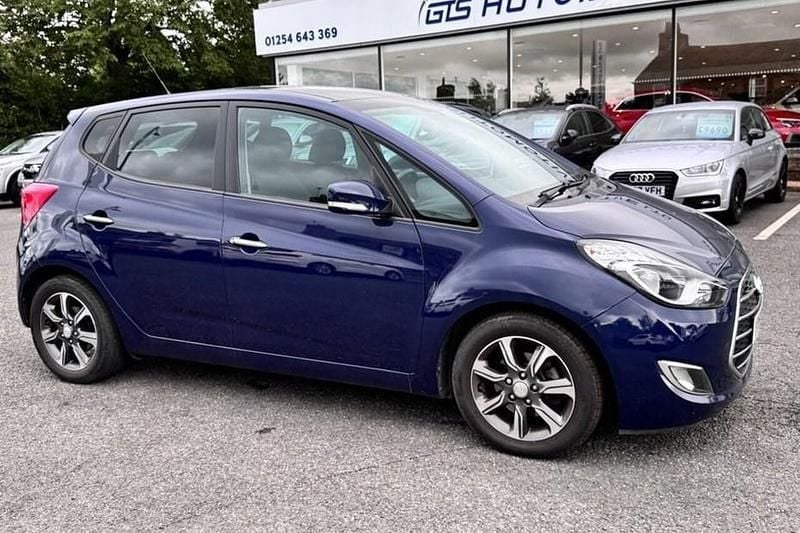 Blue Used 2018 Hyundai ix20 Premium MPV | £9,490 (Fair price) - Image 1/1