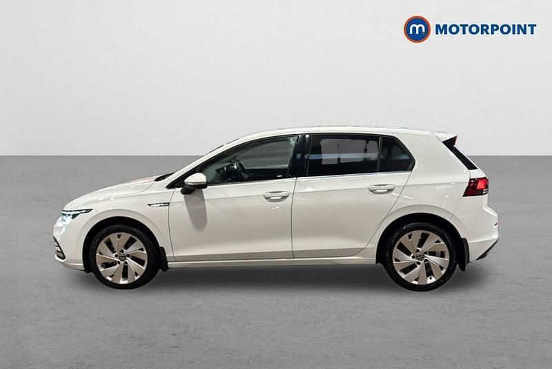 Used VW Golf VII Style 150 HP (110 kW) 2021 White Hatchback