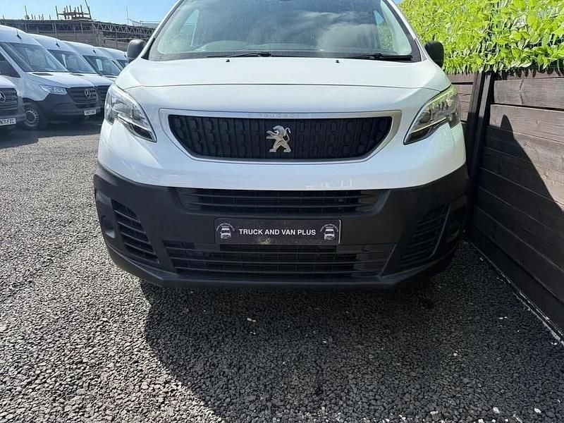 Used Peugeot Expert 2019 White Van