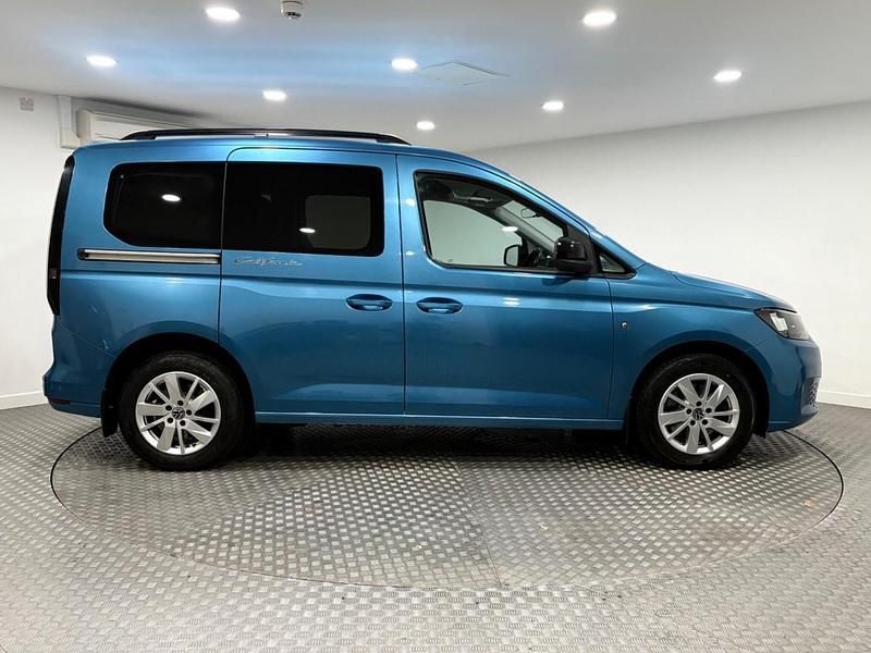 Used VW California California 122 HP (89 kW) 2022 Blue Van