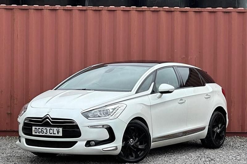 White Used 2013 Citroën DS5 Hatchback | £3,795 (Fair price) - Image 1/1