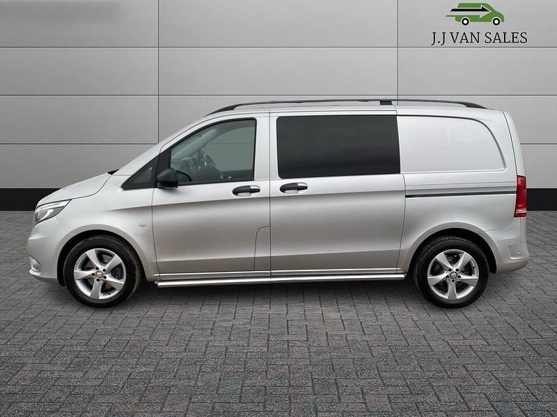 Used Mercedes Vito 190 HP (139 kW) 2017 Silver Van