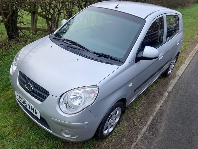 Used Kia Picanto 64 HP (47 kW) 2008 Silver Hatchback