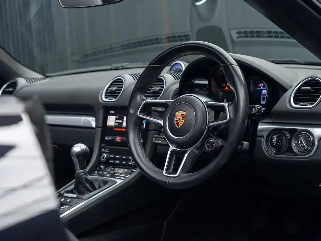 Used Porsche 718 Boxster 300 HP (220 kW) 2016 Black Cabriolet