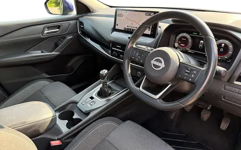 Used Nissan Qashqai N-Connecta 140 HP (102 kW) 2023 Blue SUV