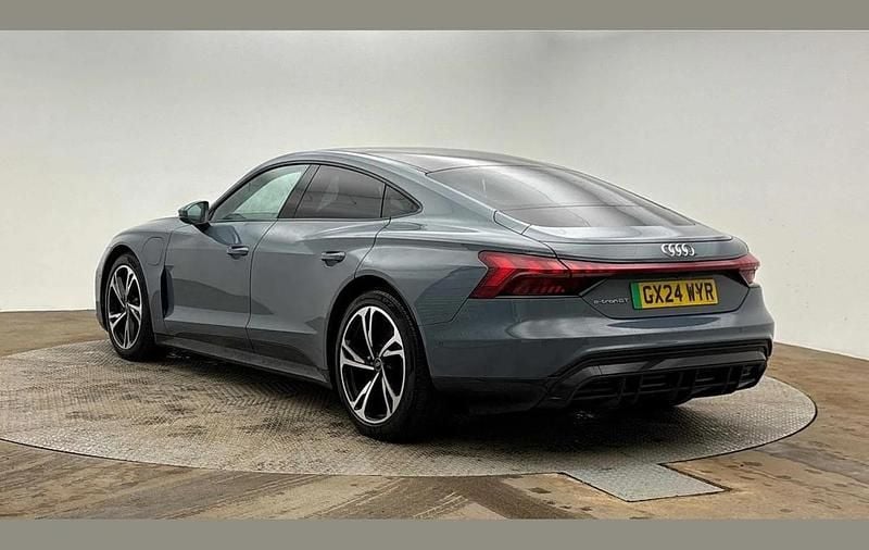 Used Audi e-tron GT quattro Comfort 384 kW (523 HP) 2024 Grey Sedan