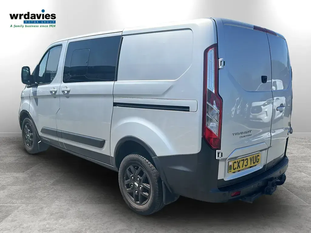 Used Ford Transit Custom 130 HP (95 kW) 2023 Moondust silver Van