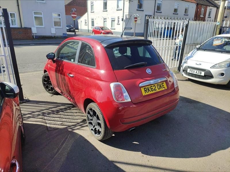 Used Fiat 500 85 HP (62 kW) 2012 Red Hatchback