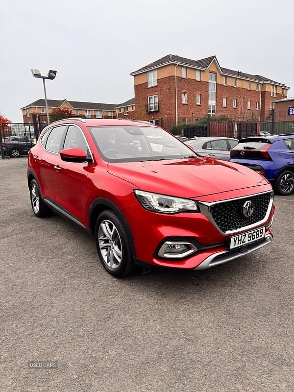 Red Used 2022 MG HS Excite SUV | £14,995 (Fair price) - Image 1/4