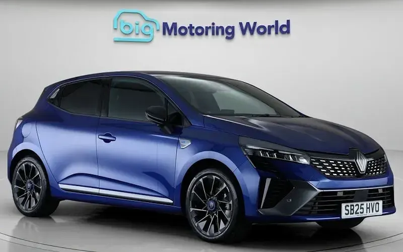 Używany Renault Clio V Esprit Alpine 143 KM (105 kW) 2025 Hatchback