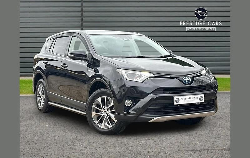Used Toyota RAV4 Hybrid 194 HP (142 kW) 2018 Black SUV