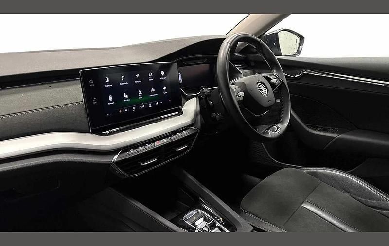 Used Skoda Octavia SE L 200 HP (147 kW) 2022 Grey Estate