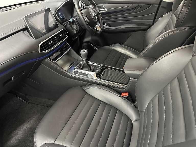 Used MG HS Trophy 162 HP (119 kW) 2023 Silver SUV