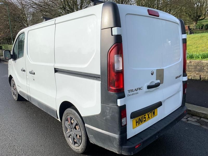 Usado Renault Trafic Business 2015 Branco Monovolume