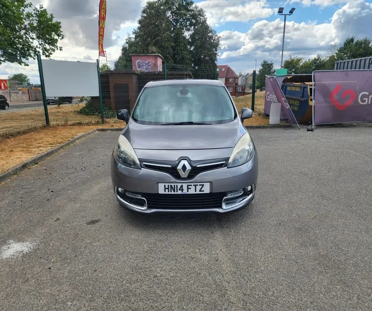 Used Renault Scénic III Dynamique 2014 Grey MPV
