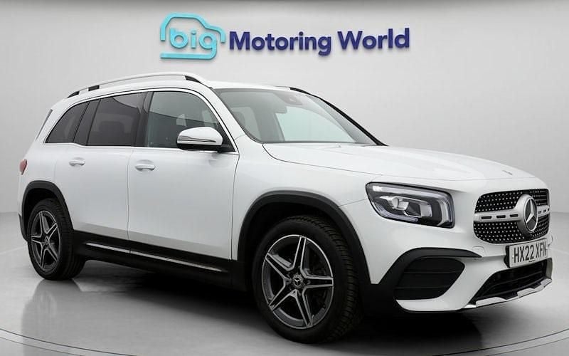 Used 2022 Mercedes 200 AMG line Estate | £20,800 (Good price) - Image 1/4