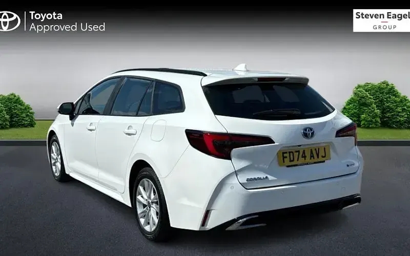 Used Toyota Corolla 140 HP (102 kW) 2026 Estate