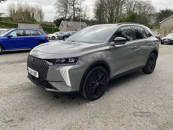 Used DS Automobiles DS7 Crossback Performance Line Plus 130 HP (95 kW) 2024 Grey SUV