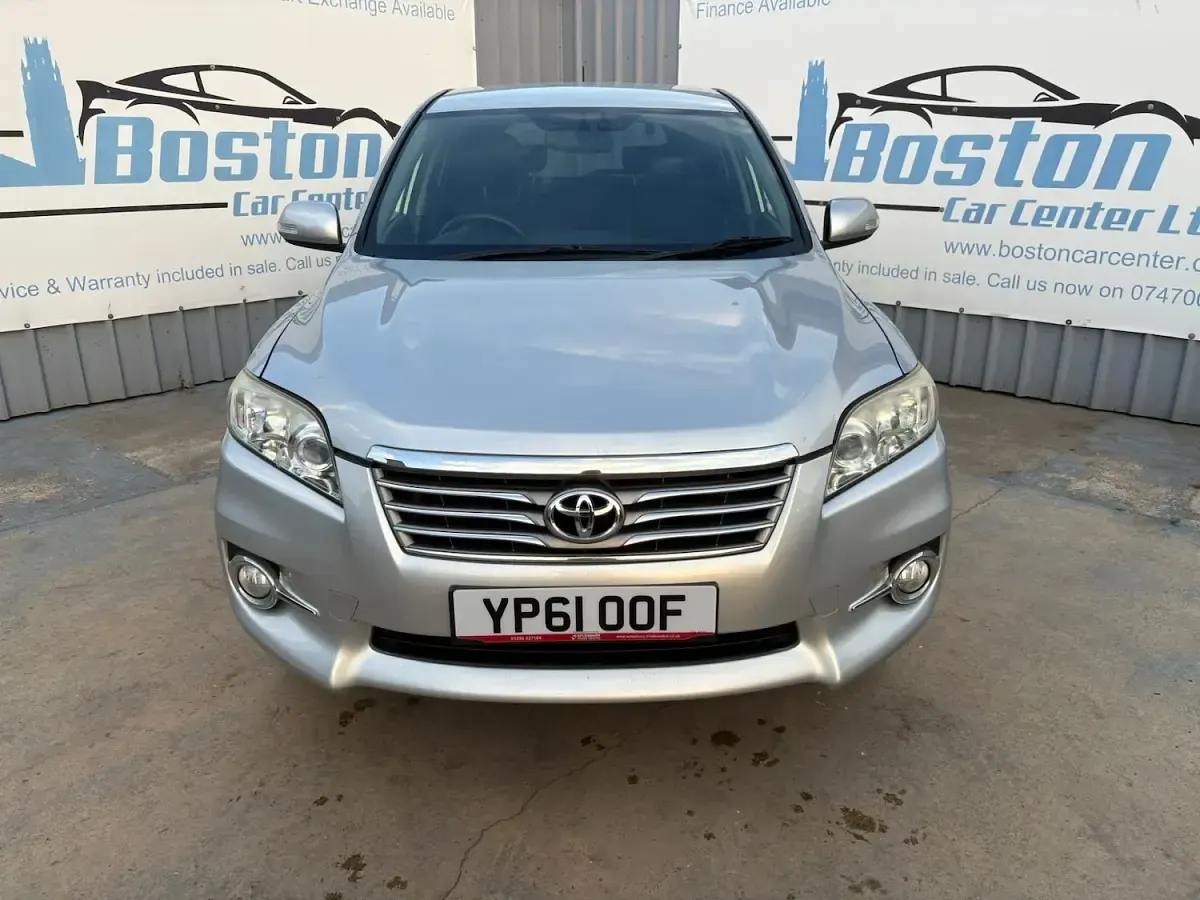 Used Toyota RAV4 150 HP (110 kW) 2011 Silver SUV