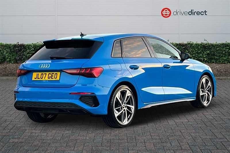 Used Audi A3 Advanced 2022 Blue Sedan