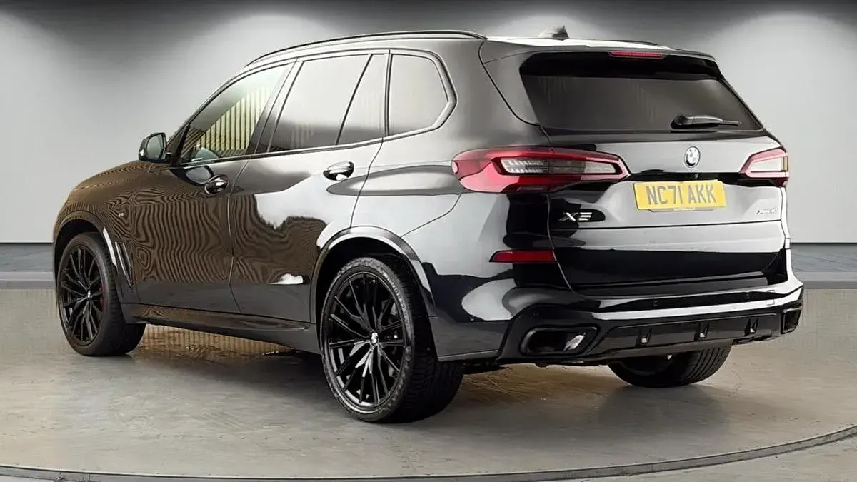 Used BMW X5 M Sport 340 HP (250 kW) 2021 Sapphire black SUV