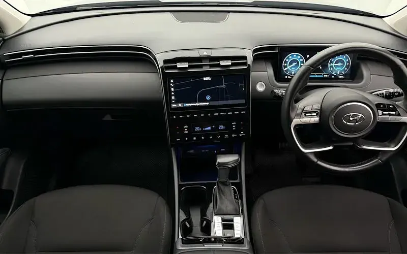 Used Hyundai Tucson Premium 150 HP (110 kW) 2023 Grey SUV