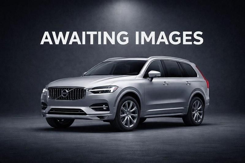 New Volvo XC90 Plus 247 HP (181 kW) 2025 Silver SUV