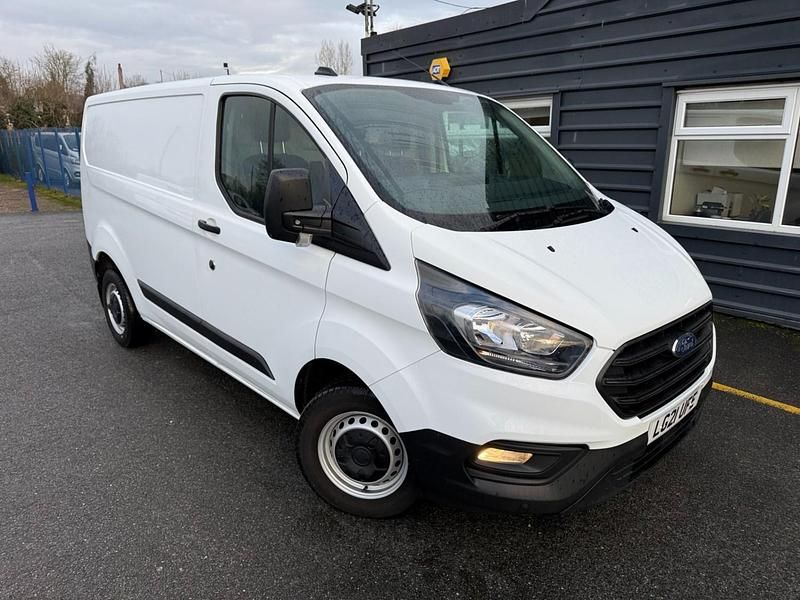 Used Ford Transit Custom 105 HP (77 kW) 2021 White Van