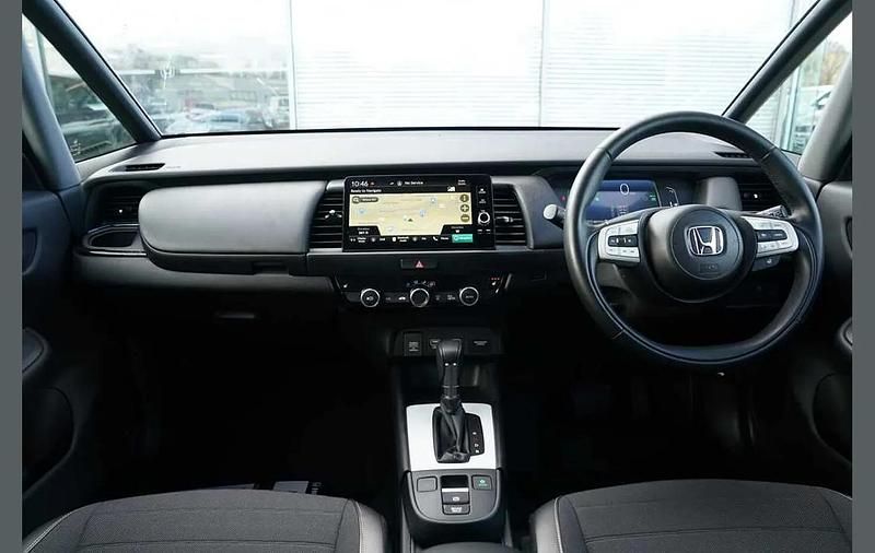 Used Honda Jazz Advance 122 HP (89 kW) 2024 White Hatchback