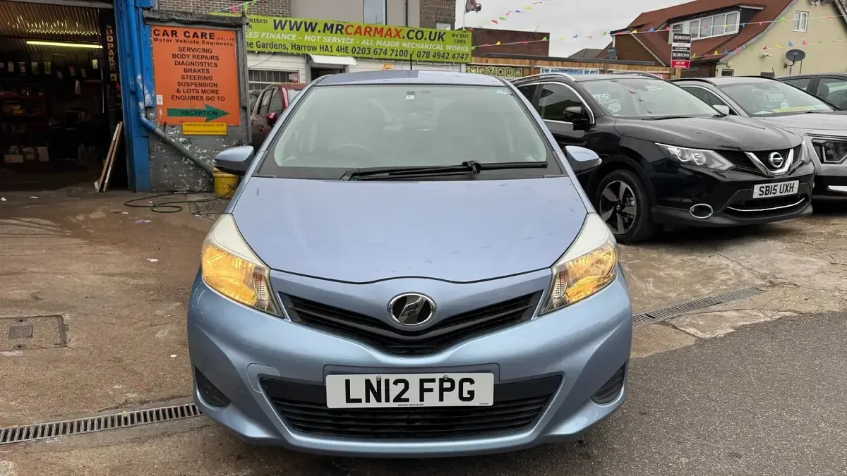 Used Toyota Vitz 2023 Blue Hatchback