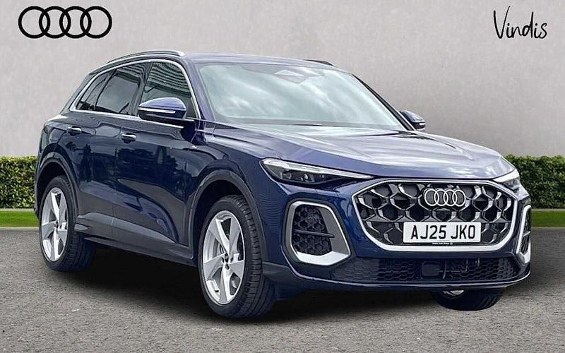 Used 2025 Audi Q5 S-Line SUV | £47,710 - Image 1/4