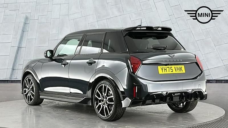 Usado Mini Cooper Hatch 113 kW (154 HP) 2025 Cinzento Citadino