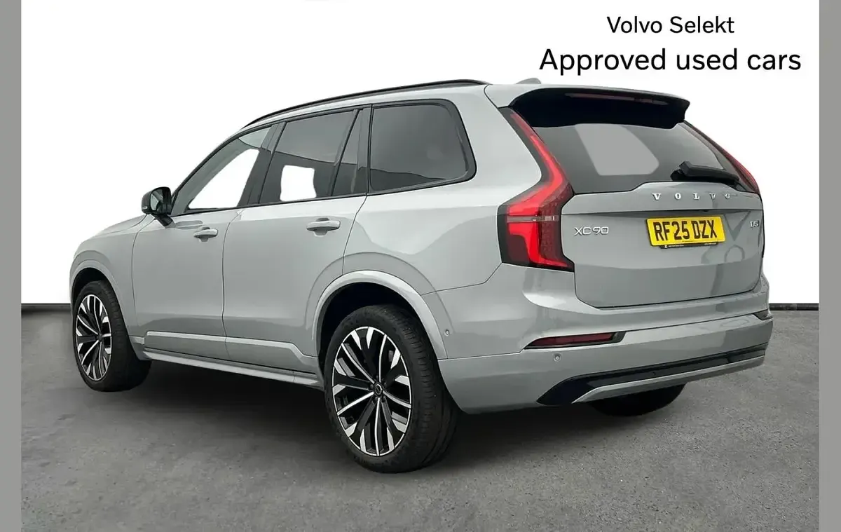 Used Volvo XC90 Ultra 455 HP (334 kW) 2025 Grey SUV
