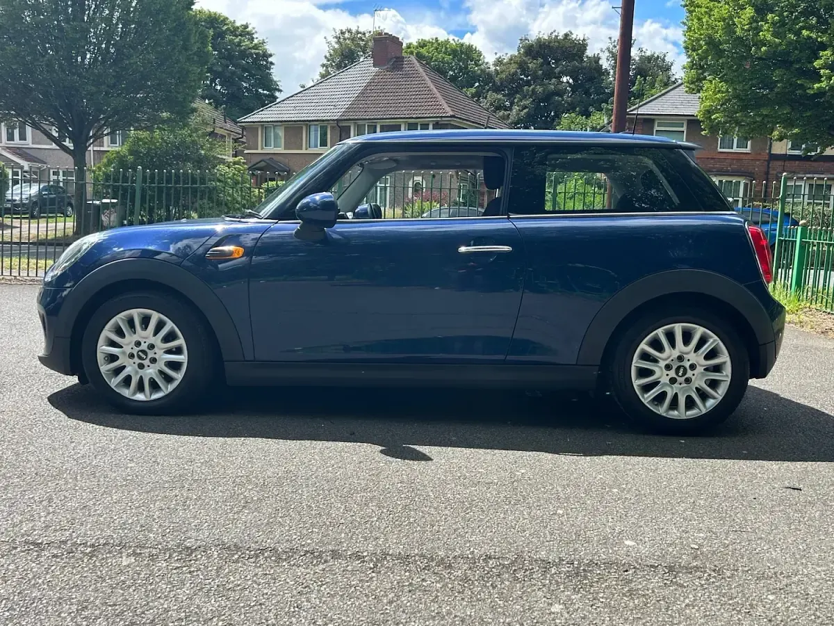Used Mini Cooper Hatch 2016 Blue Hatchback