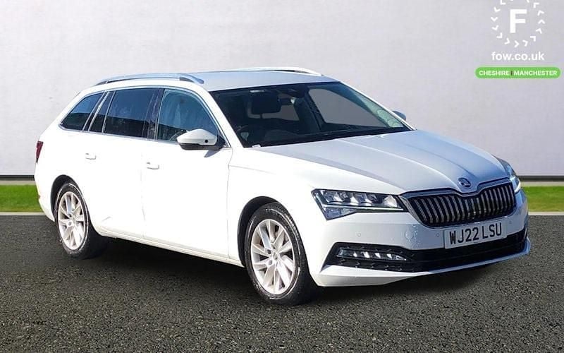 Usado Skoda Superb SE Technology 150 CV (110 kW) 2022 Familiar