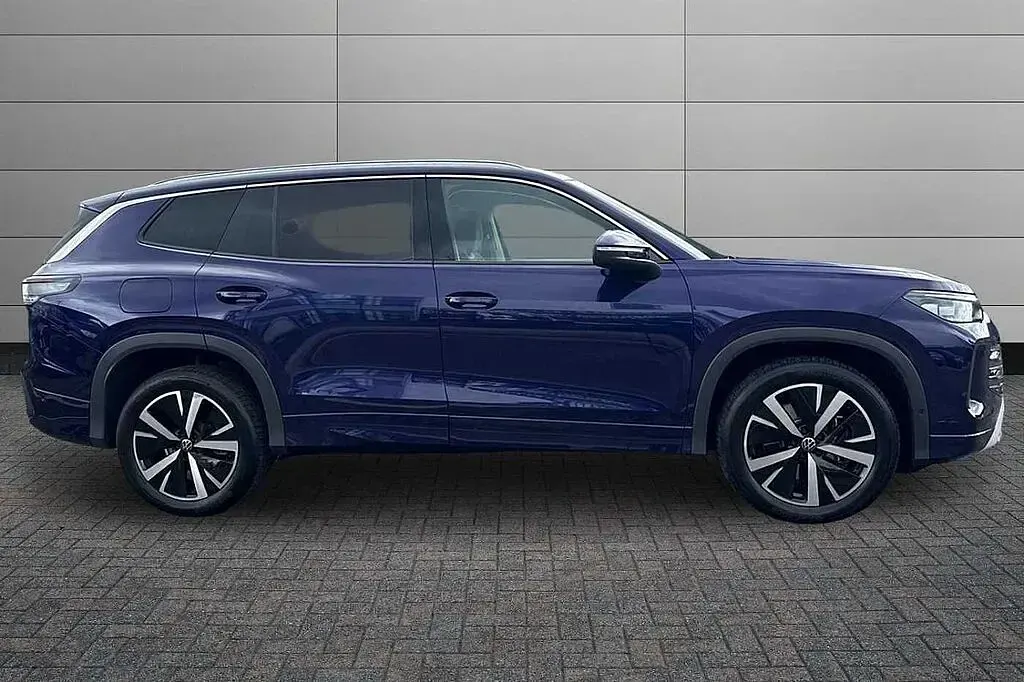 Used VW Tayron Elegance 150 HP (110 kW) 2026 Ultra violet SUV