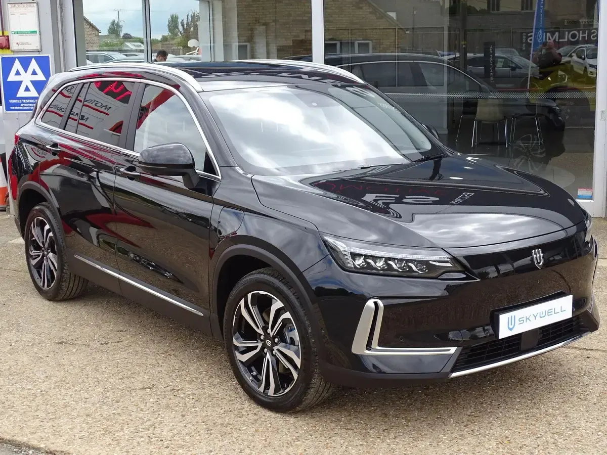 Used Skywell BE11 150 kW (204 HP) 2025 Black SUV
